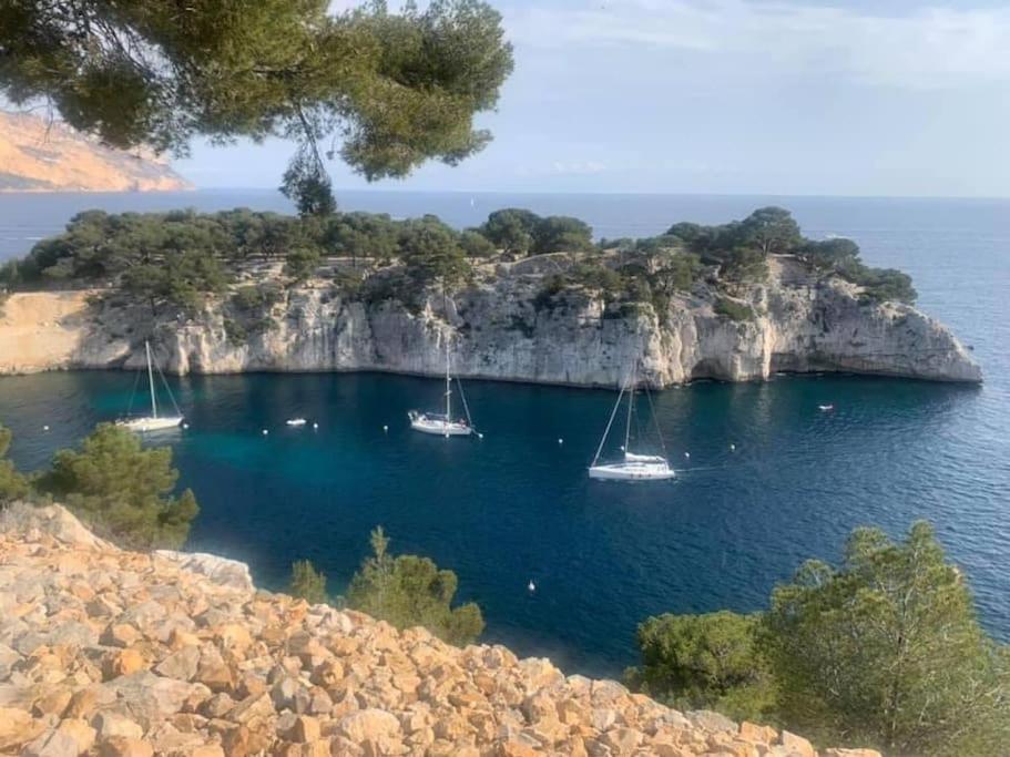 Duplex Au Coeur Du Village De Cassis Luaran gambar