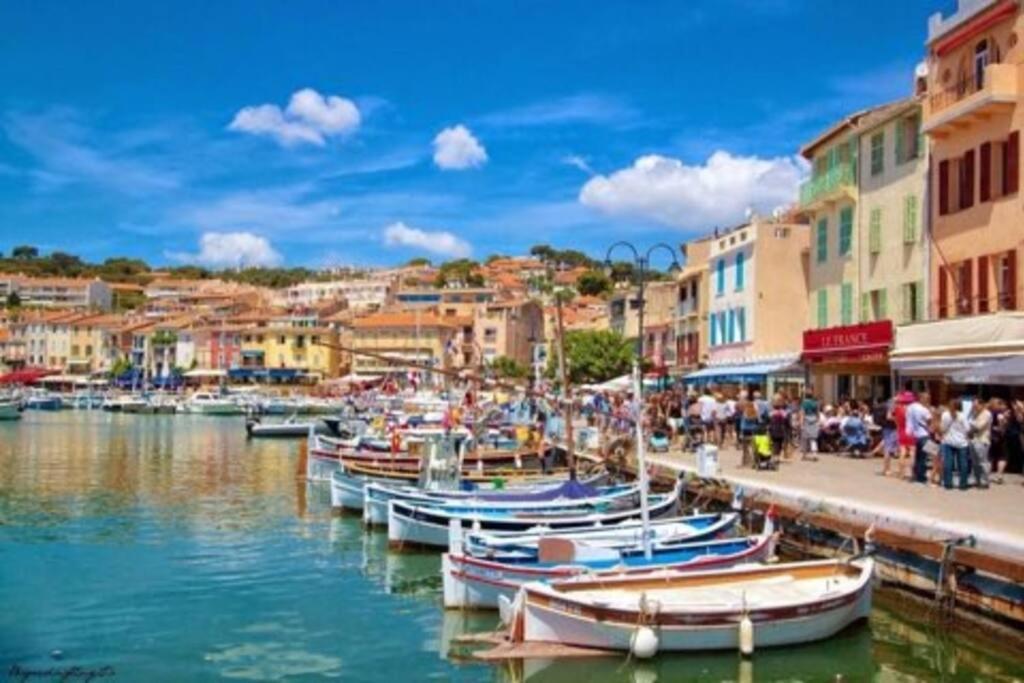 Duplex Au Coeur Du Village De Cassis Luaran gambar